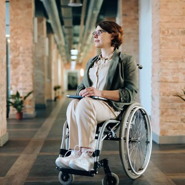 Pflegedienst Hamburg Patientin, Frau im Rollstuhl